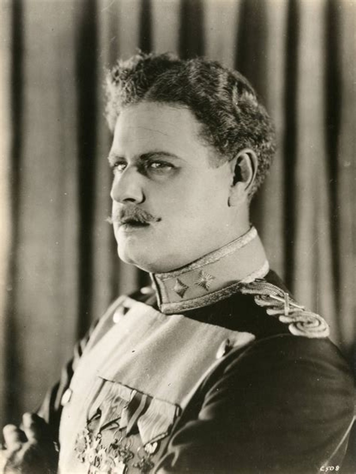 Alan Hale Sr. Net Worth, Age, Height, Bio, Birthday, Wiki!