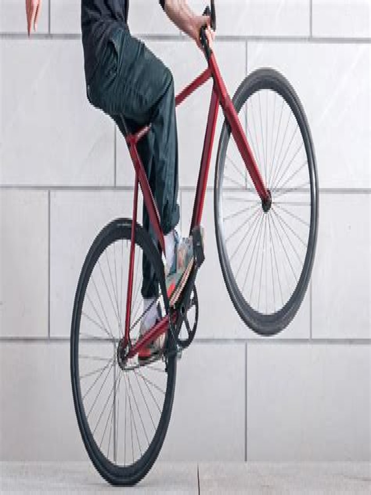 Do you need pedal straps on a fixie?