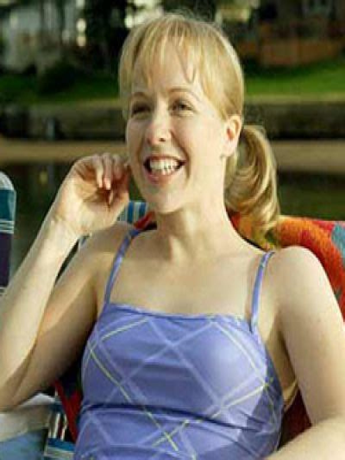 Holly Lewis biografía, edad, altura, esposa, net worth, familia
