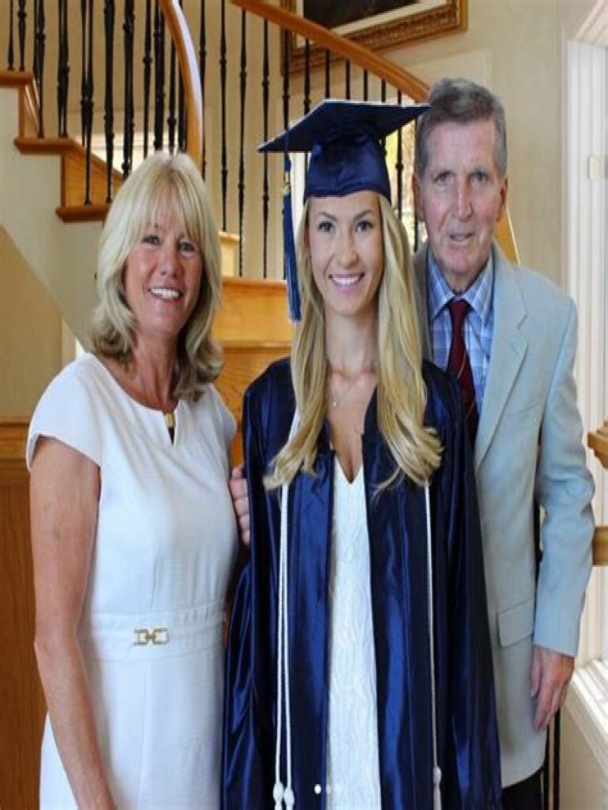 Natalie Buffett Age, Net Worth, Dak, SMU, Father, Bf, Bio