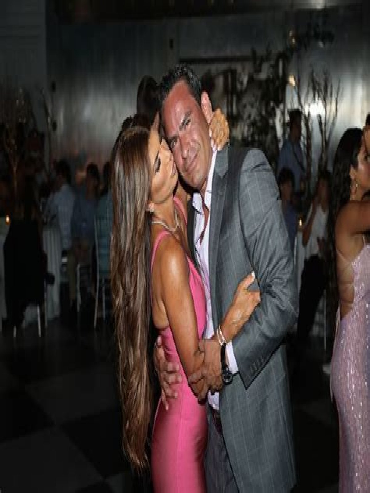 Teresa Giudice Stuns At Engagement Party With Fiancé