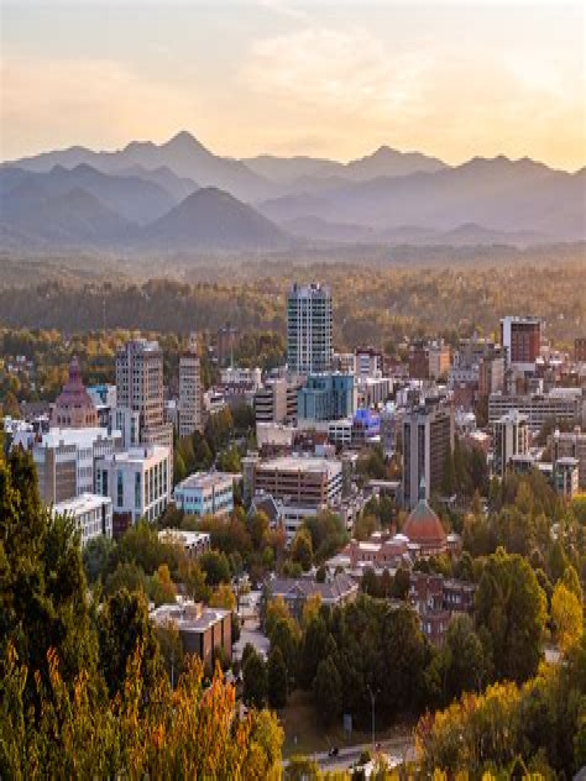 Top Best Small Towns in the United States to Visit in 2024