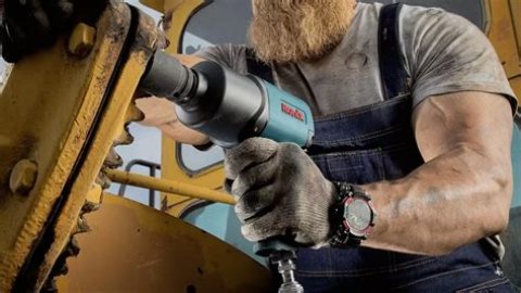 What is a good air impact wrench?