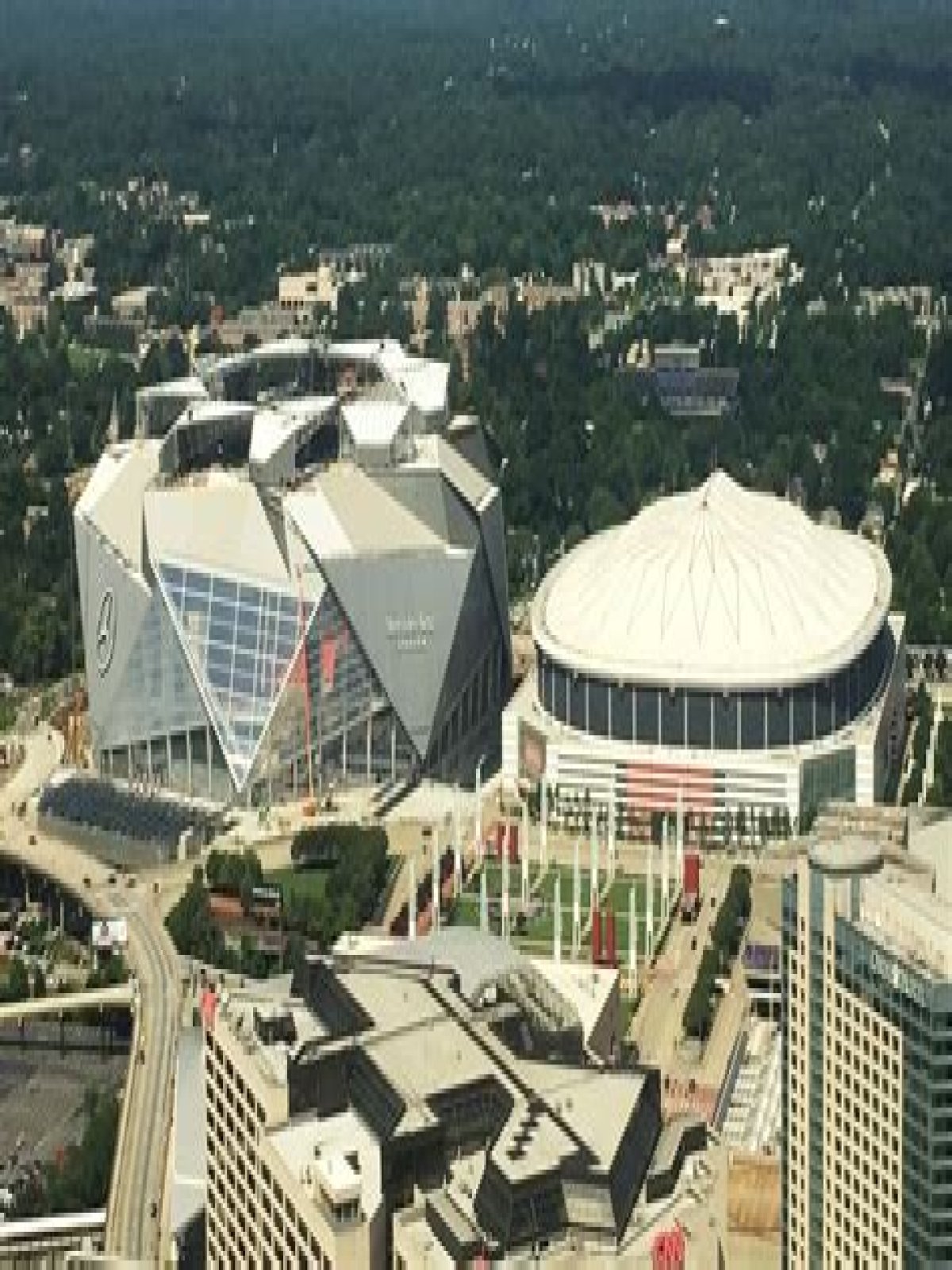 What is replacing the Georgia Dome?